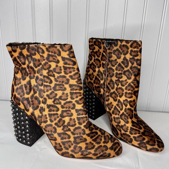 Jessica Simpson 9.5 Leather Cheetah Print Studded heel booties Real Cow Hair Fur - Picture 2 of 8